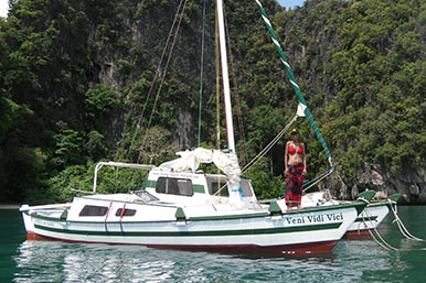 Thailand mit dem Segelboot vor Anker